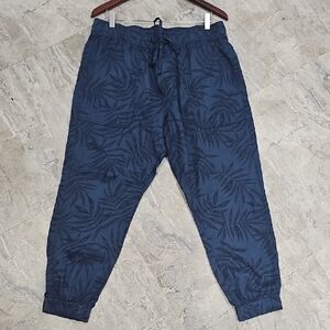 NWOT Orvis Lyocell Navy Leaf Pattern Joggers Size Large
